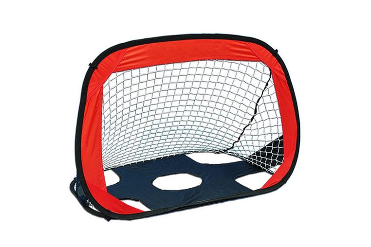 Ворота для мини футбола 120х80х80 см в чехле Sportex E33502Разборные Тренировочные детские мини-ворота с мишенямиМатериал: Металл, нейлон Размеры: 120х80х80 см Поставляется с чехлом для переноски и колышками для кремления к земле 