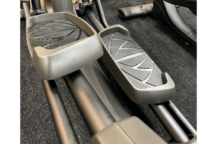 Эллиптический тренажер UltraGym UG-EL007 (TFT) фото 4
