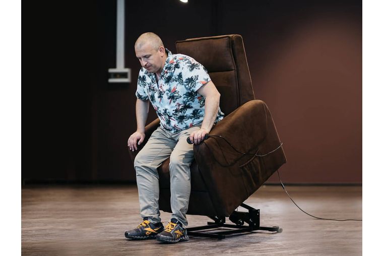 Массажное кресло EGO Lift Chair 4004 Шоколад фото 7