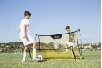 Тренировочная футбольная сетка SKLZ Quickster Soccer Trainer QR64-001 фото 1