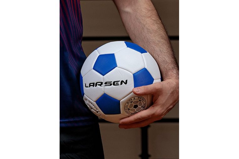 Мяч футбольный Larsen Bounce фото 7