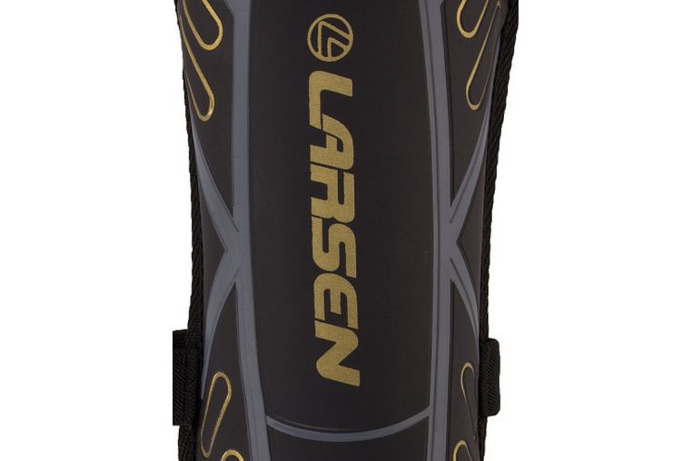 Щитки футбольные с защитой голеностопа Larsen 6890N черный фото 3
