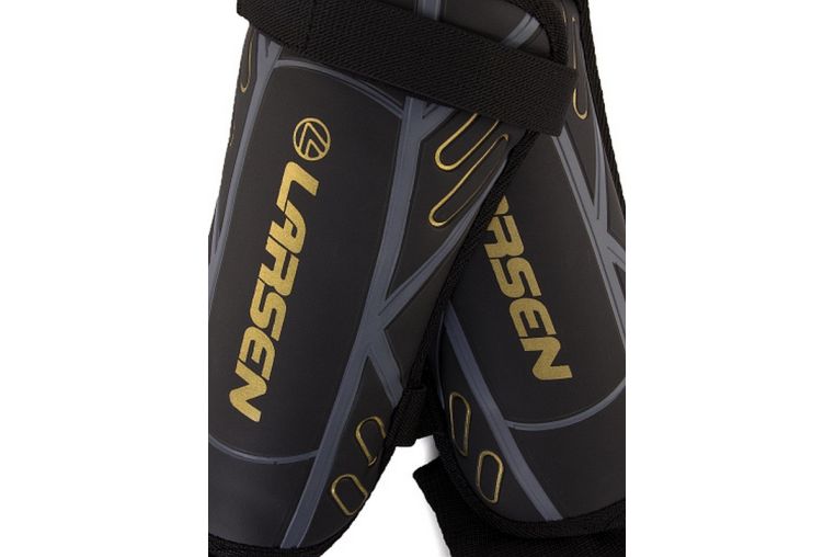 Щитки футбольные с защитой голеностопа Larsen 6890N черный фото 4
