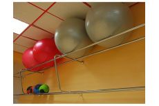 Подвесная консоль для фитболов и медболов 1051