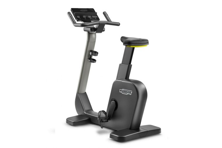 Вертикальный велотренажер Technogym Cycle фото 1