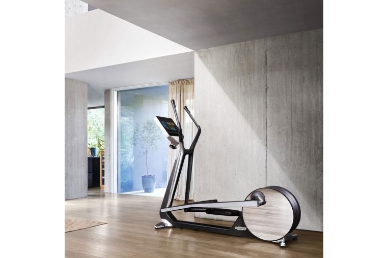 Эллиптический тренажер Technogym Cross Personal фото 6
