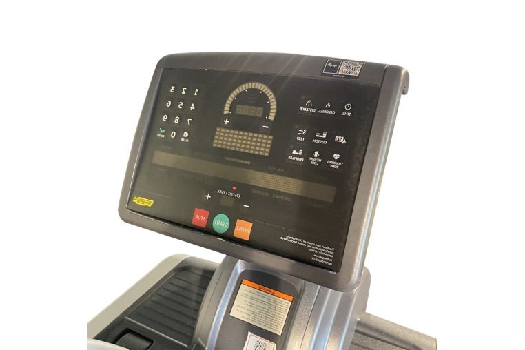 Эллиптический тренажер Technogym Excite Vario 500 LED фото 6