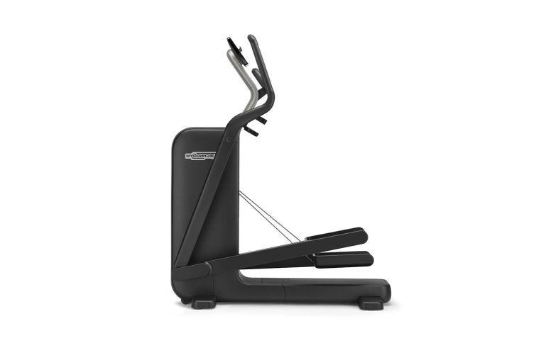 Эллиптический тренажер Technogym Elliptical 
