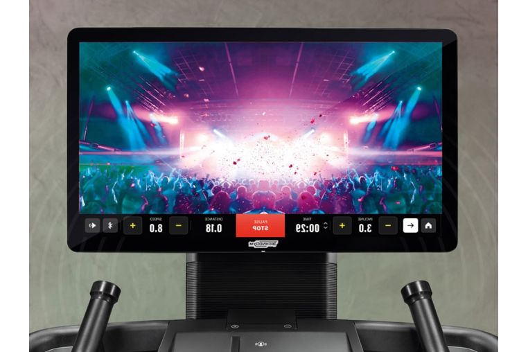 Беговая дорожка Technogym Run фото 1